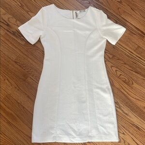 TART Ivory/Cream colored form fitting Textured Dress Size Medium-